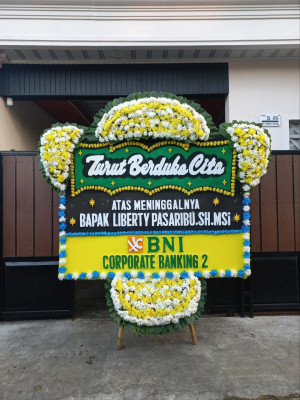 Papan Bunga Duka di Belik